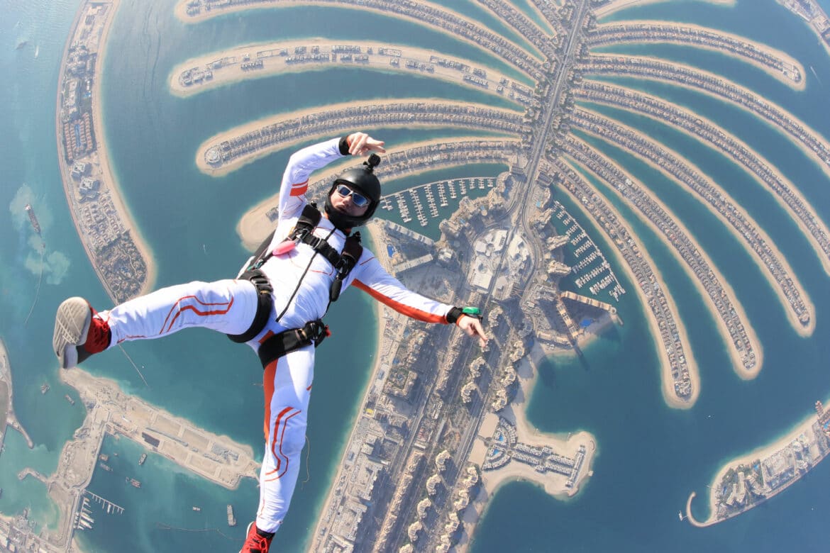 Skydive Dubaï : saut en parachute à The Palm Saut en parachute Dubaï - Skydive Dubai